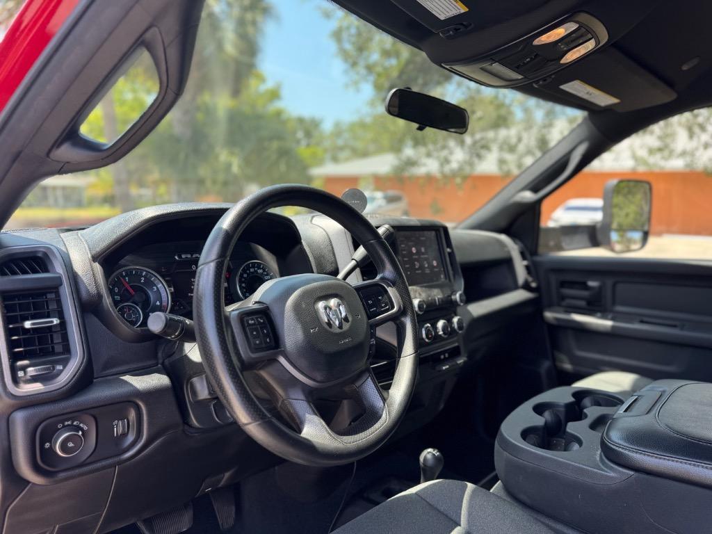 2022 Ram 2500 Tradesman photo 2