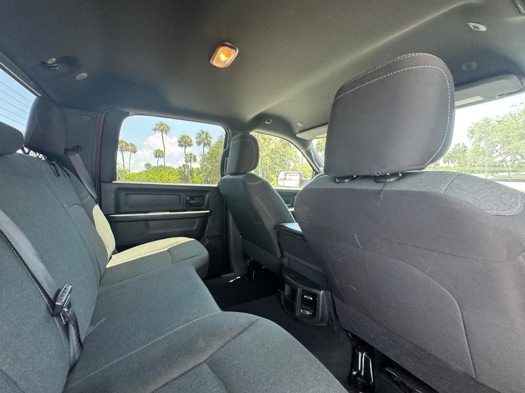 2022 Ram 2500 Tradesman photo 16