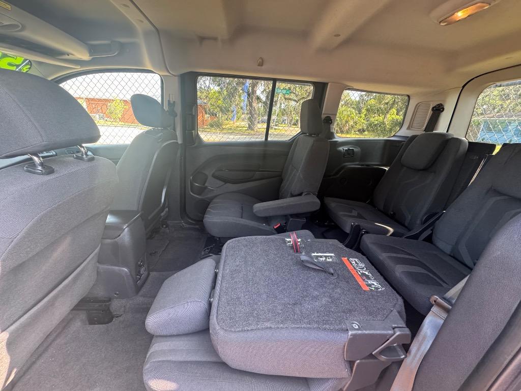 2016 Ford Transit Connect XLT photo 9