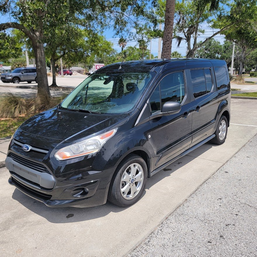 2016 Ford Transit Connect XLT photo 2