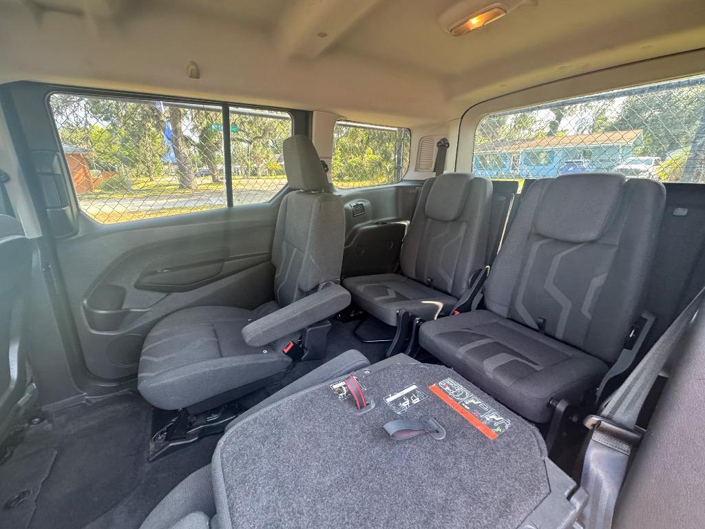 2016 Ford Transit Connect XLT photo 10
