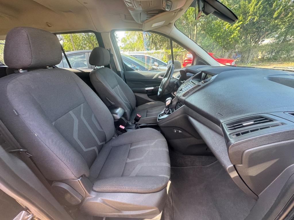 2016 Ford Transit Connect XLT photo 24
