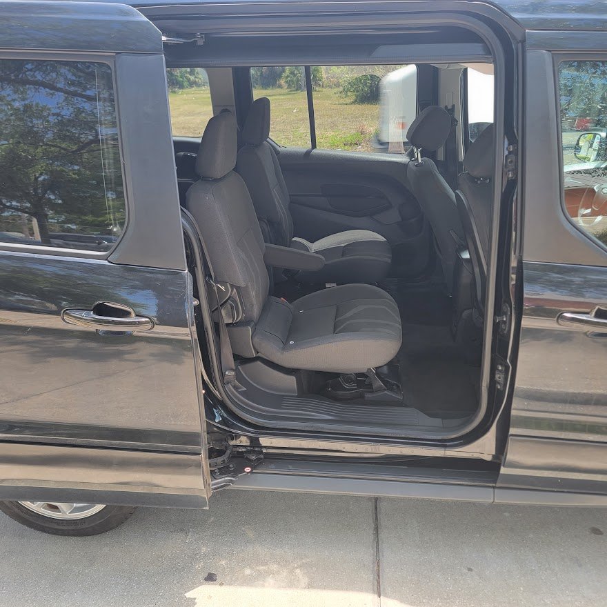 2016 Ford Transit Connect XLT photo 17