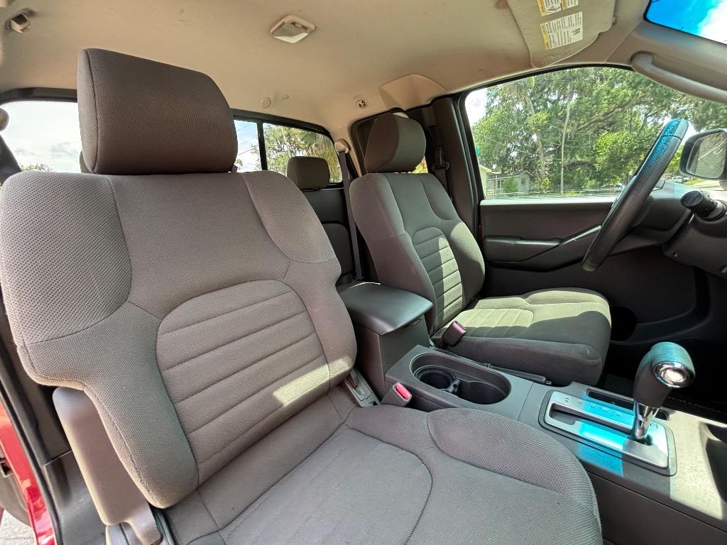 2006 Nissan Frontier XE photo 18