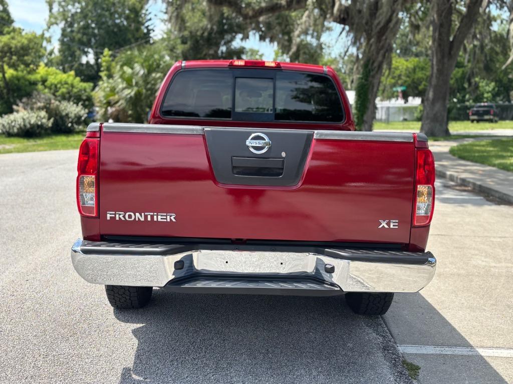 2006 Nissan Frontier XE photo 12