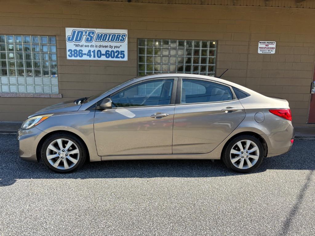 2013 Hyundai Accent GLS