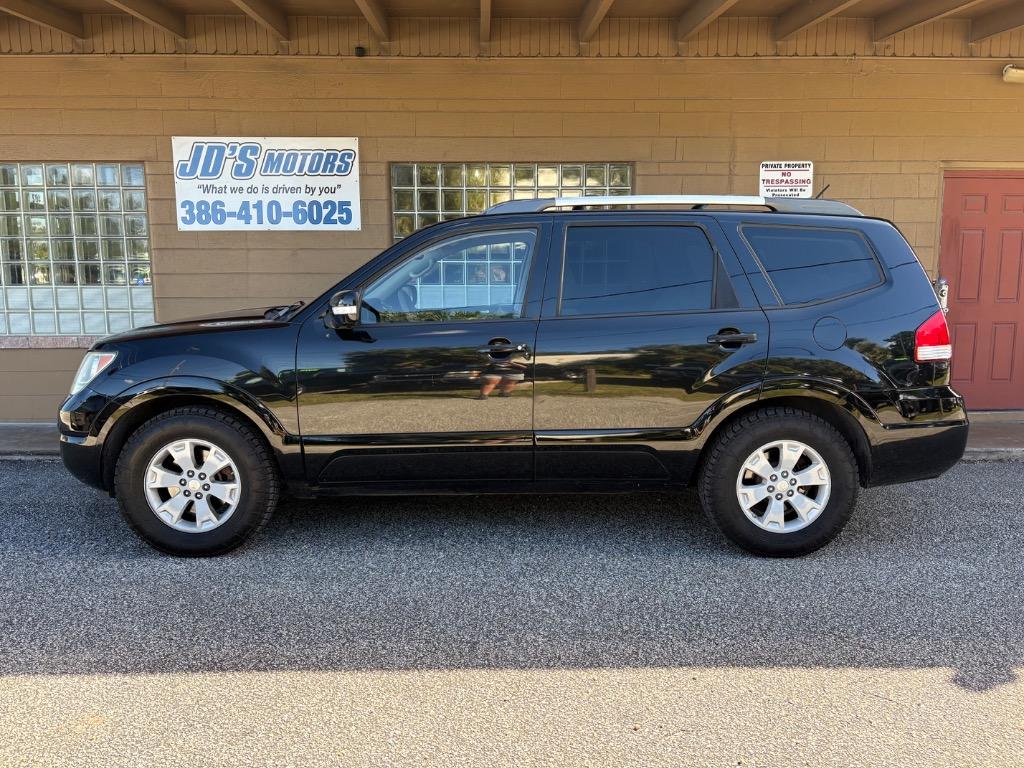 2009 Kia Borrego EX's photo